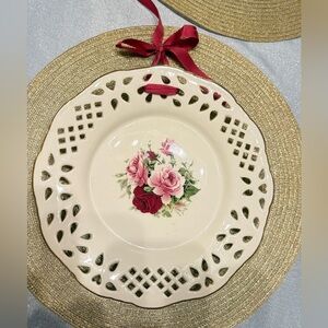 Victorian Rose Baum Bros. Pierced Edge Heart Plate 10"